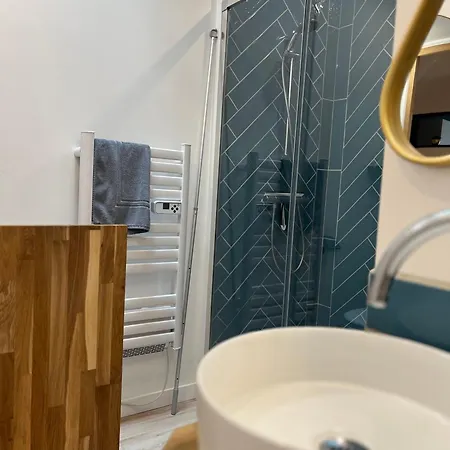 Les Pourquoi Pas - De Tourisme Dsv * 贝叶